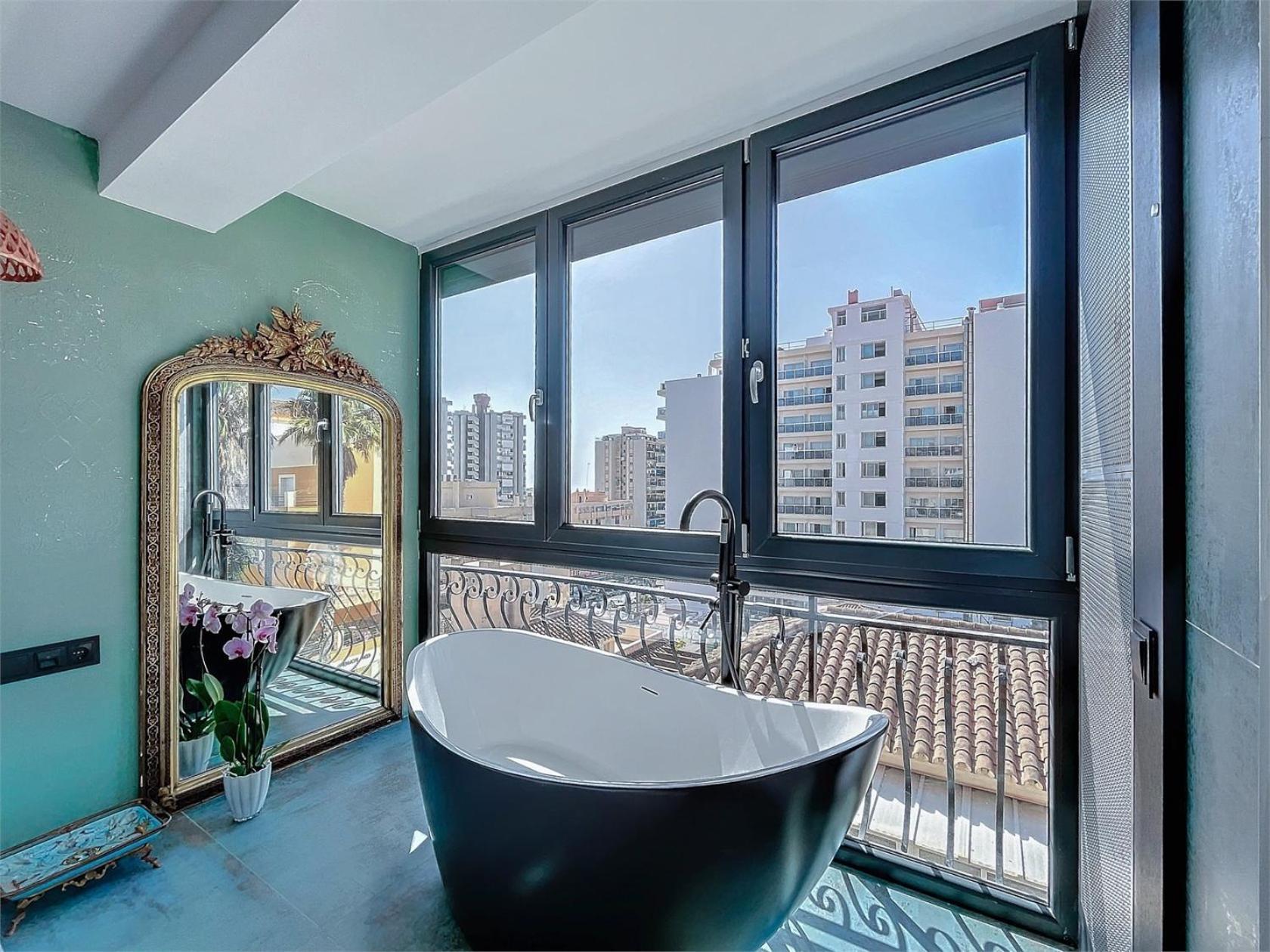 Апартаменты Alhambra Deco Homtels Торремолинос Экстерьер фото