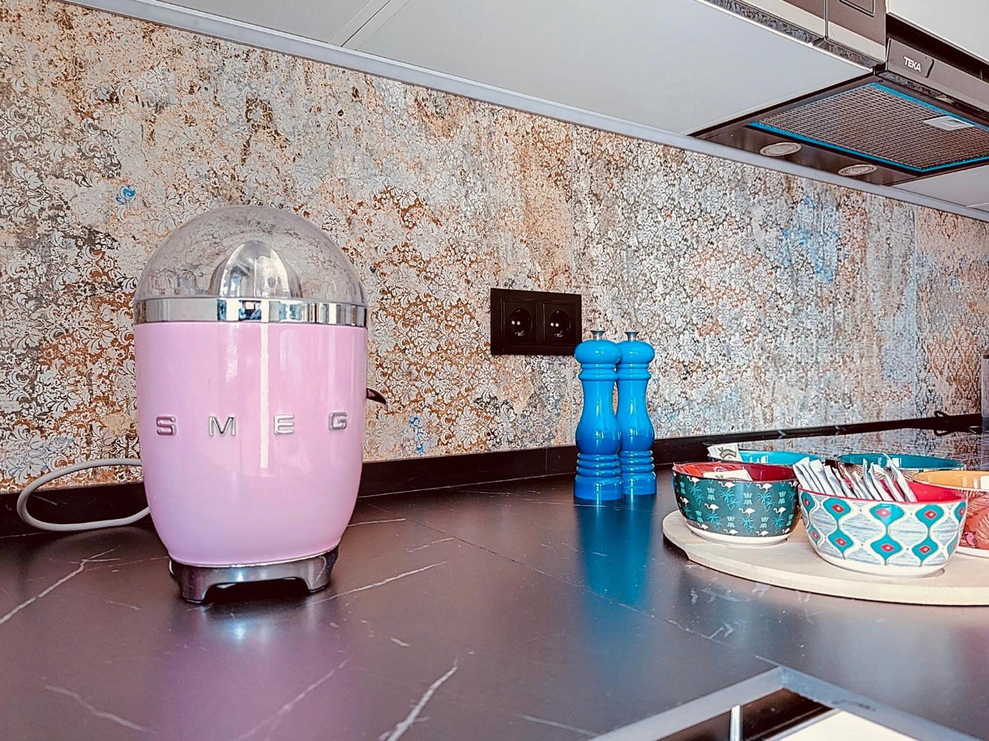 Апартаменты Alhambra Deco Homtels Торремолинос Экстерьер фото