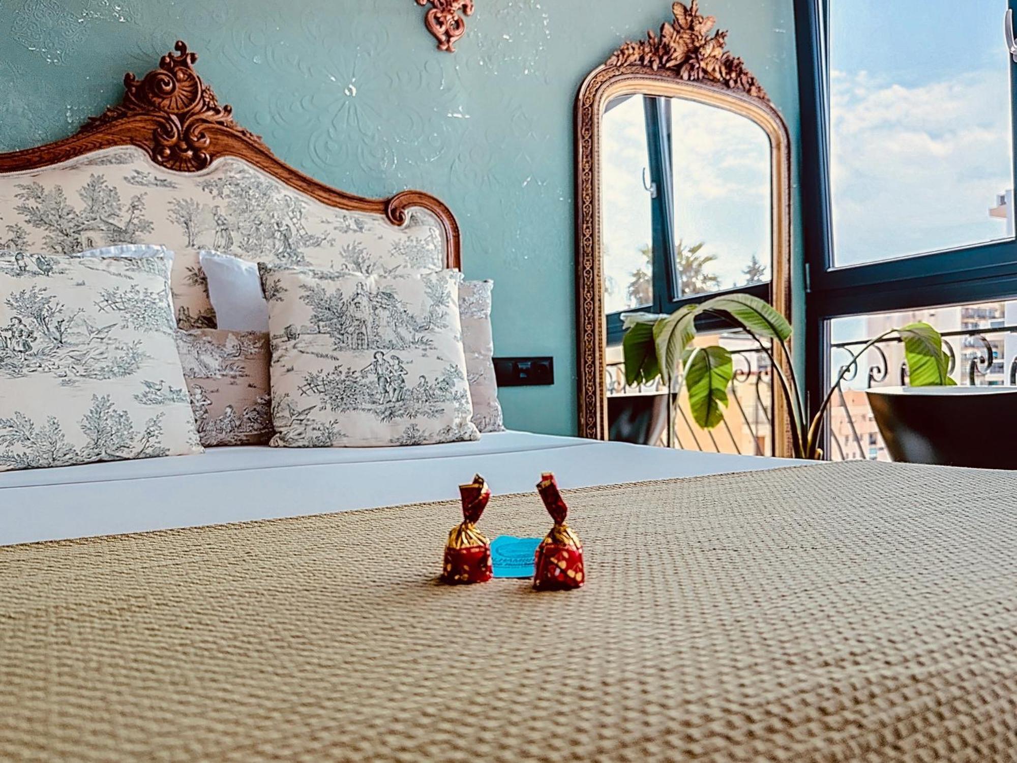 Апартаменты Alhambra Deco Homtels Торремолинос Экстерьер фото